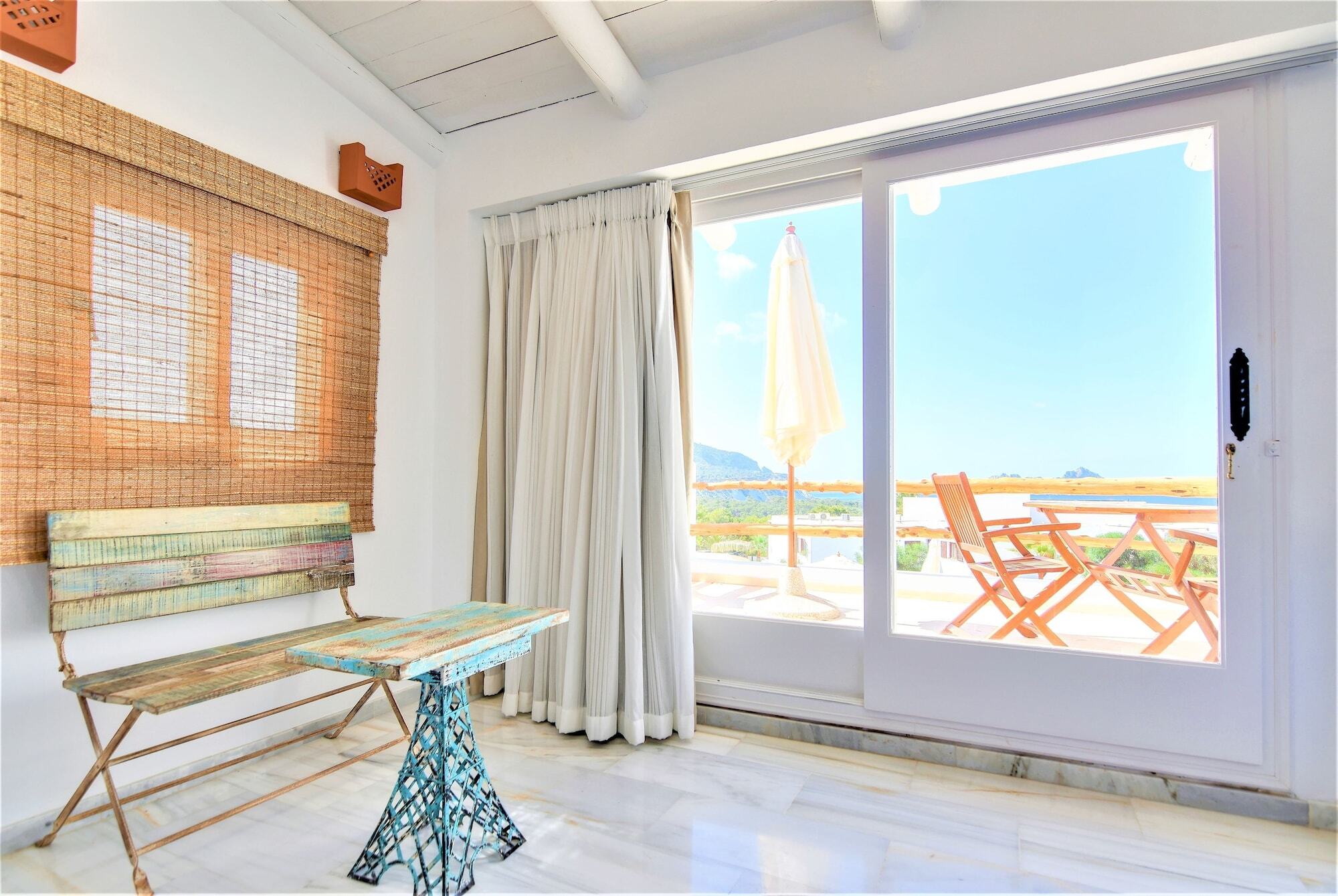 Hotel Petunia Ibiza (adults Only) 4*