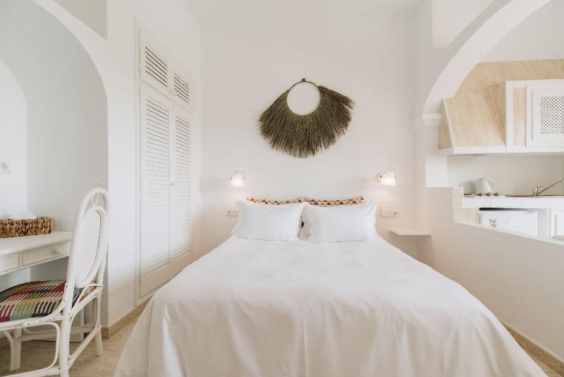 Petunia Ibiza (adults Only) 4*