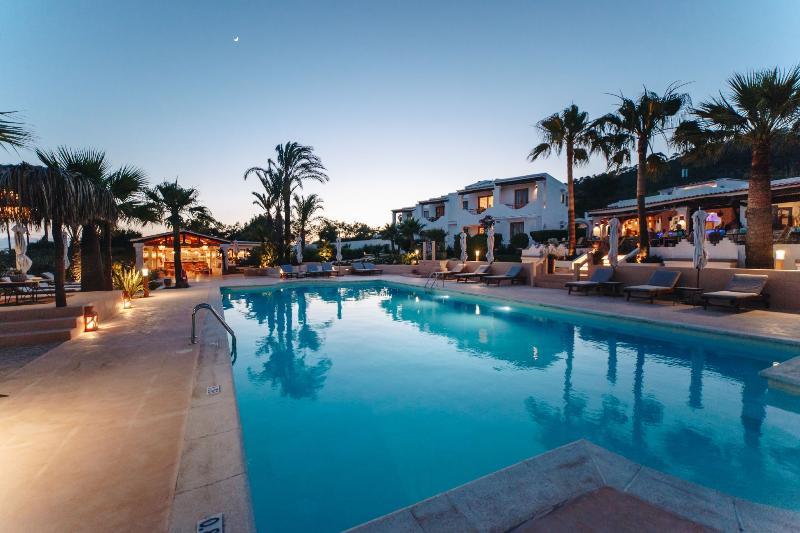 Petunia Ibiza Hotel 4*